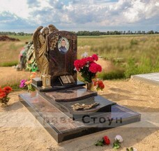 skulptura-angel-na-pamyatnik-9.jpg